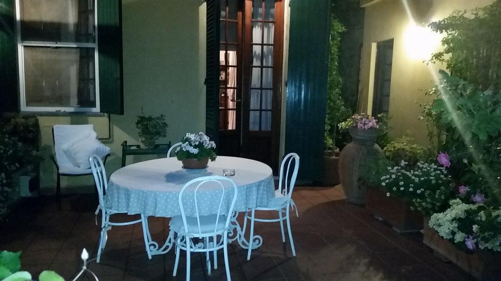 La Terrazza Da Ernestina Appartement Lucca Buitenkant foto