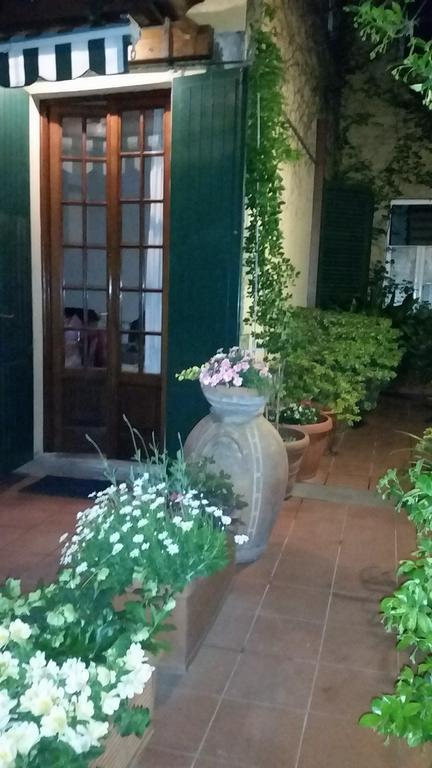 La Terrazza Da Ernestina Appartement Lucca Buitenkant foto
